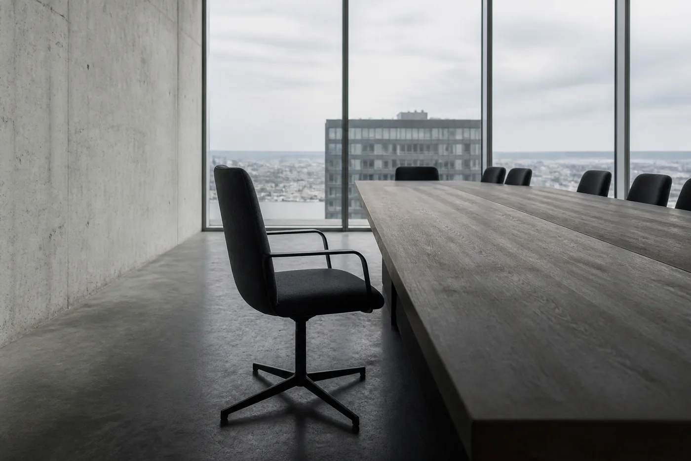Fractional GC vs in-house counsel decision for German startups